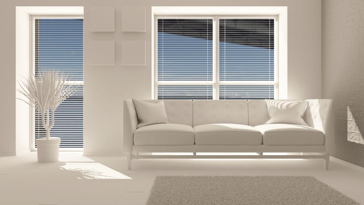 Window blinds in a bright living room